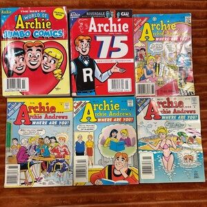 Archie’s Comics Random Mix Lot Of 11 Books